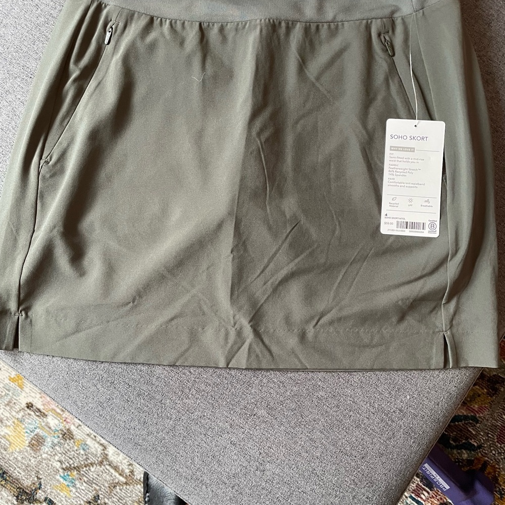 NWT Athleta skort army green size 4